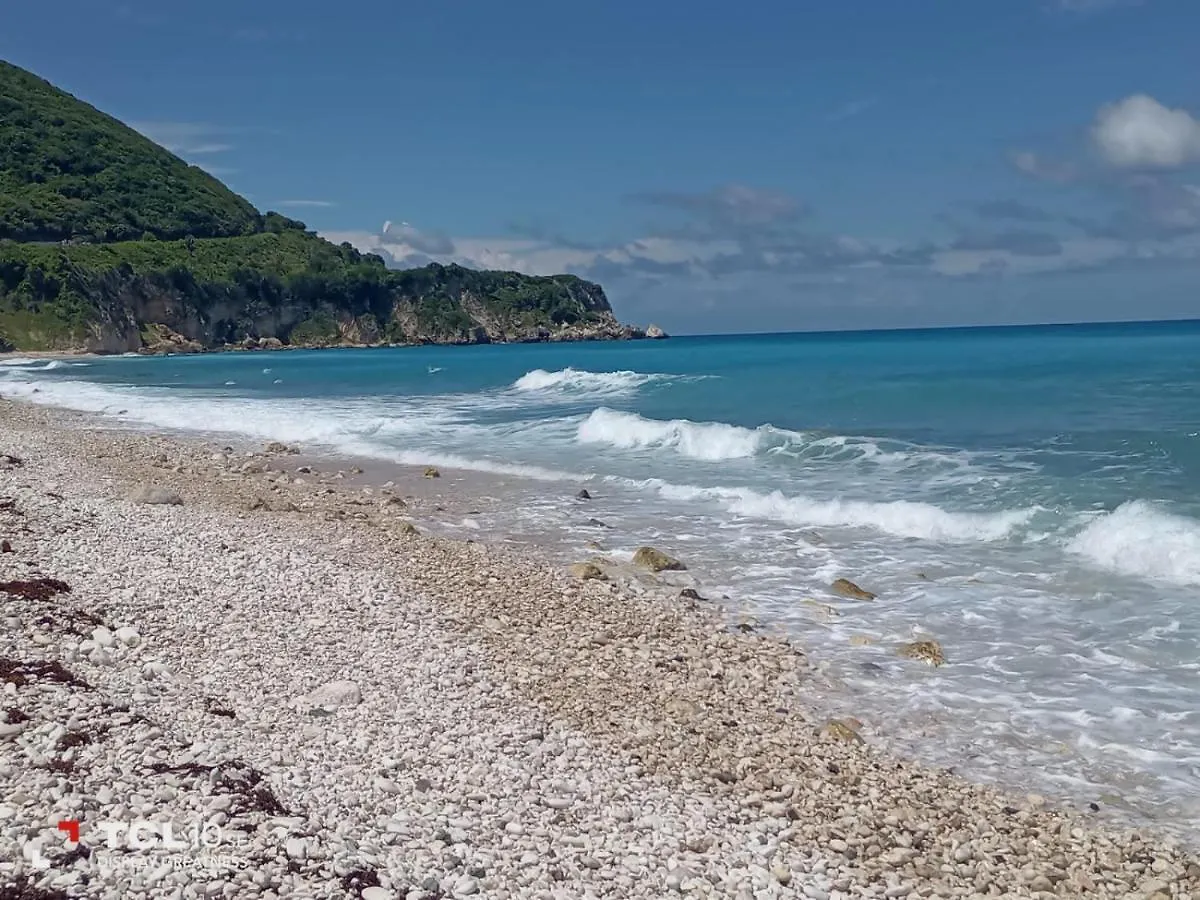 Beachfront Apartment, Quiet 4 Beds, 1 Bath, Ac, Wi-Fi, Hot Water, In Paraiso Near Los Patos Apartment Paraiso (Barahona)