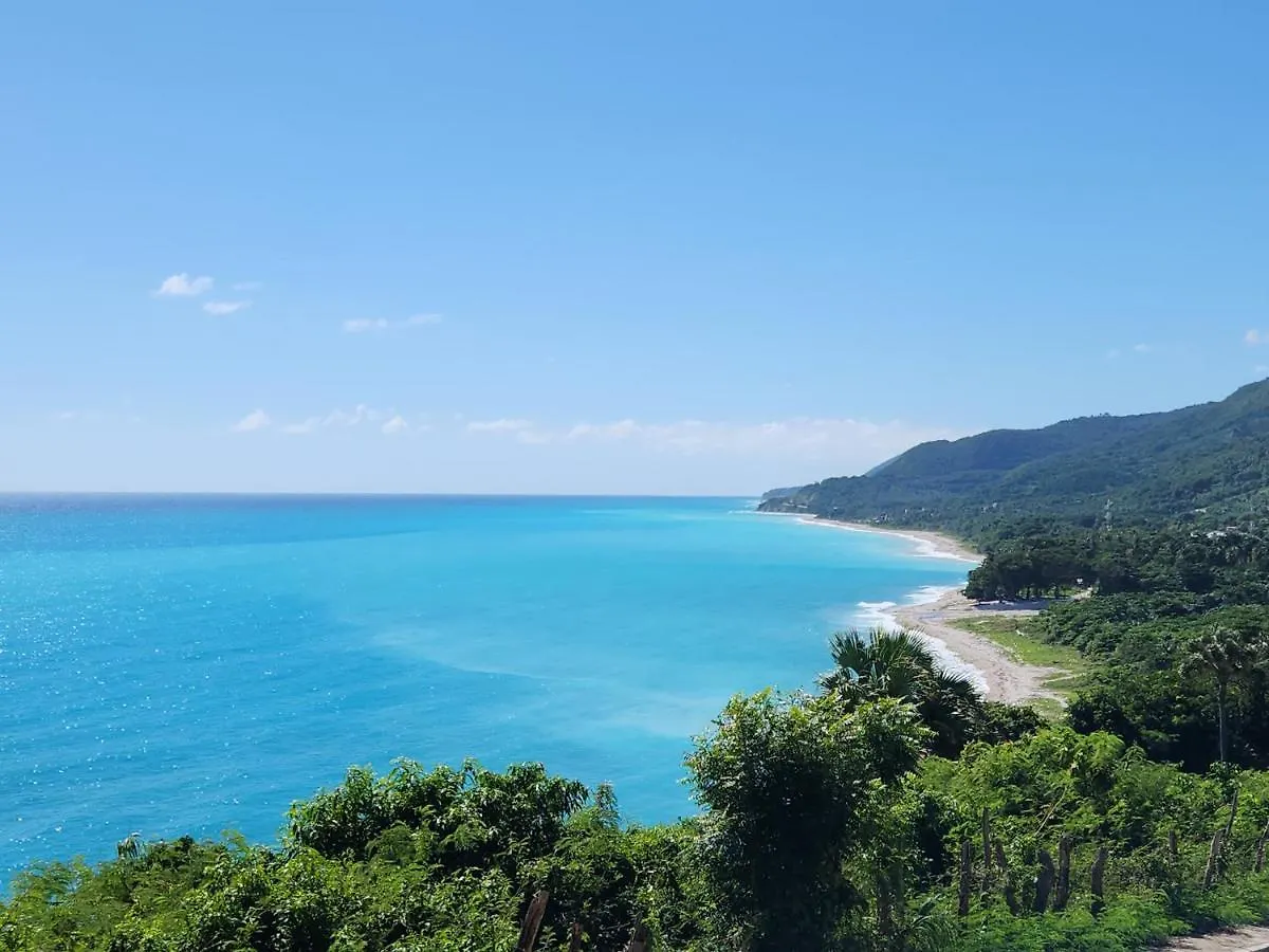 Beachfront Apartment, Quiet 4 Beds, 1 Bath, Ac, Wi-Fi, Hot Water, In Paraiso Near Los Patos Apartment Paraiso (Barahona)